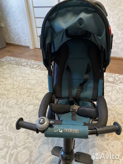 Детский велосипед с ручкой