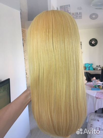 Парик блонд длинный