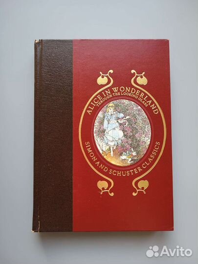 Книга Алиса в стране чудес илл. John Speirs