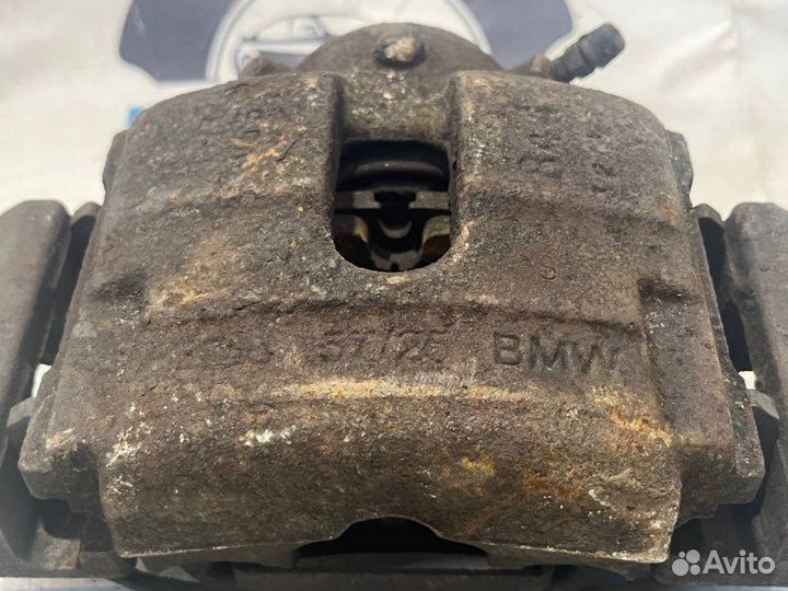 Суппорт тормозной передний правый Bmw X3 E83