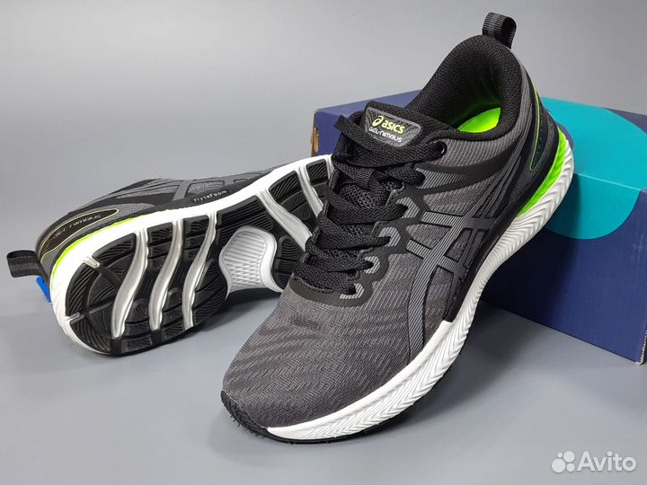 Кроссовки мужские беговые asics