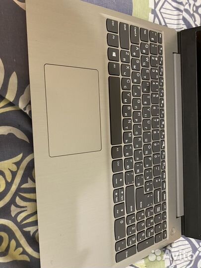 Ноутбук lenovo
