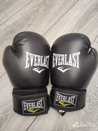 Боксерский шлем