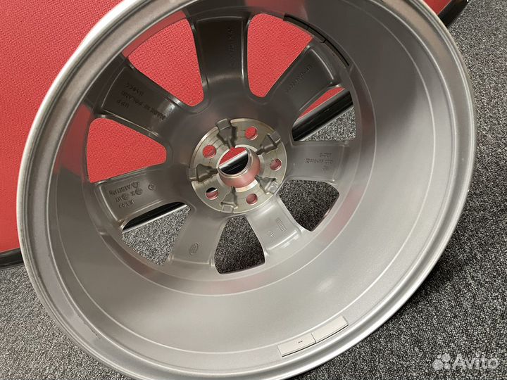 Диски литые Land Rover Evoque 18 r Оригинал