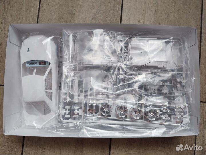 Tamiya 24258 1/24 Nissan Skyline R34 V Spec II