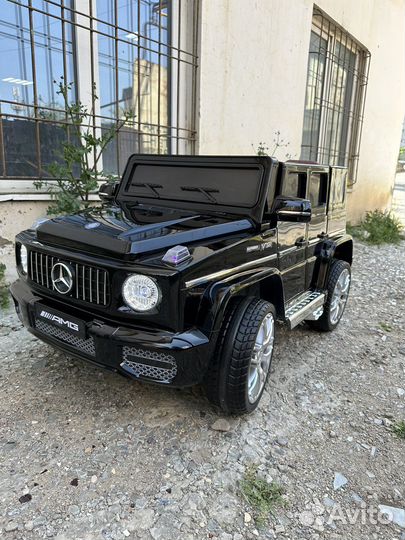 Детский электромобиль