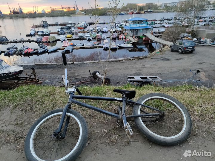 Трюковой велосипед bmx