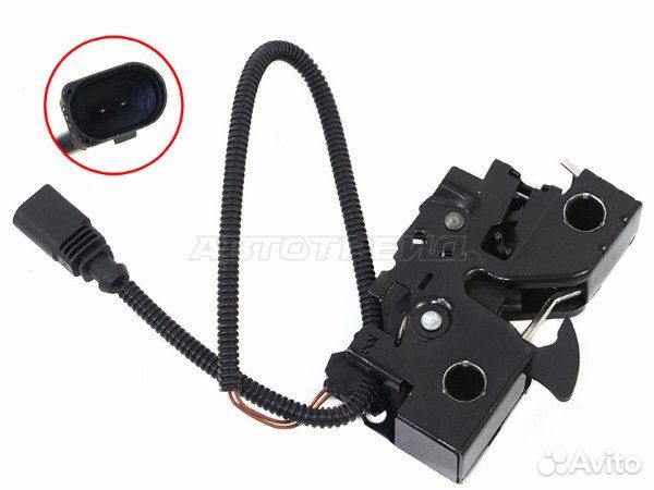 Замок капота