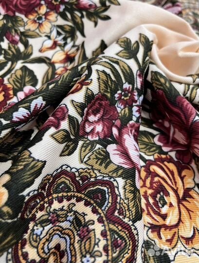 Павловопосадский платок 100х100 см