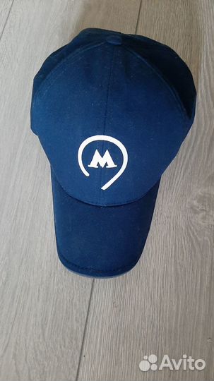 Значки метрополитена 70,75 лет