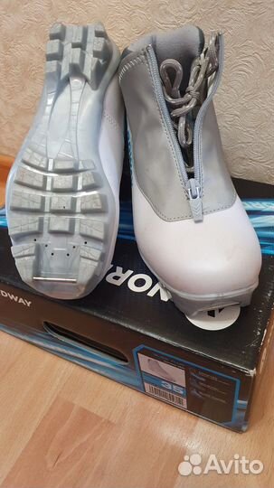 Ботинки лыжные