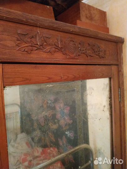 Антикварный шкаф 19 век