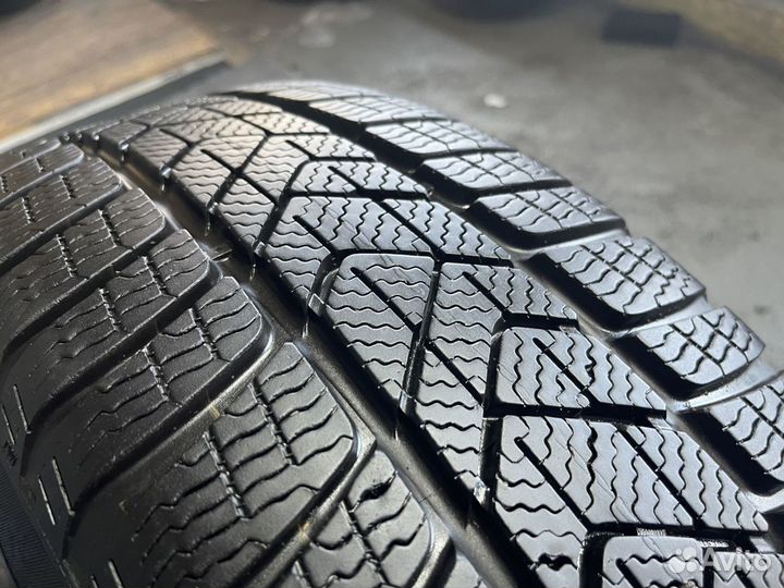 Pirelli Winter Sottozero 3 225/50 R18 95H