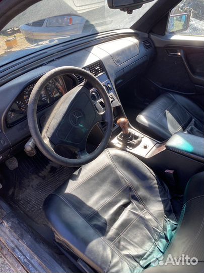 Mercedes w202 c200 двигатель 2.0 МКПП