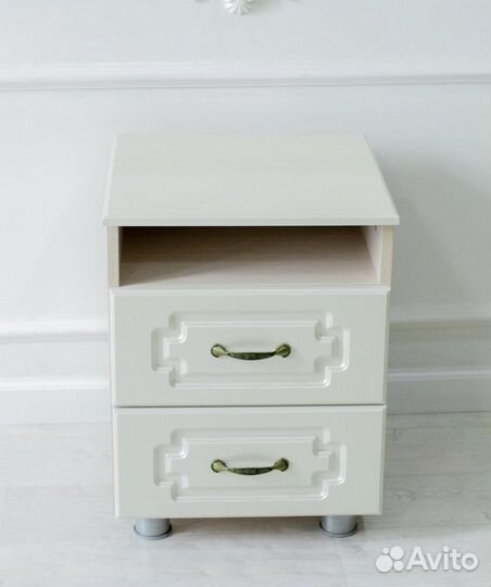 Тумба прикроватная Виктория