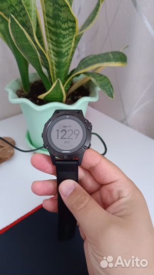 Часы Garmin fenix 5