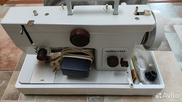 Швейная машина Чайка 134 А