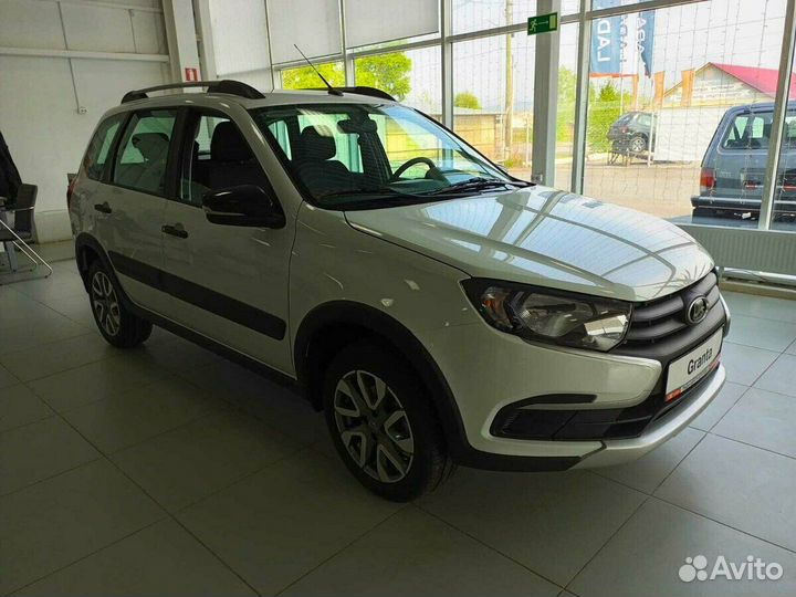 ВАЗ Granta Cross 1.6 МТ, 2023