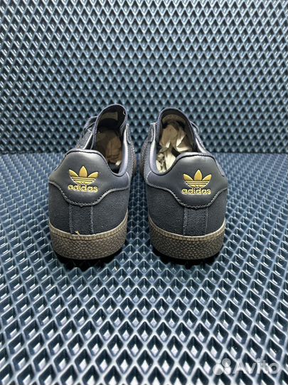 Кроссовки adidas munchen navy замшевые 44