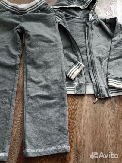 Спортивный костюм