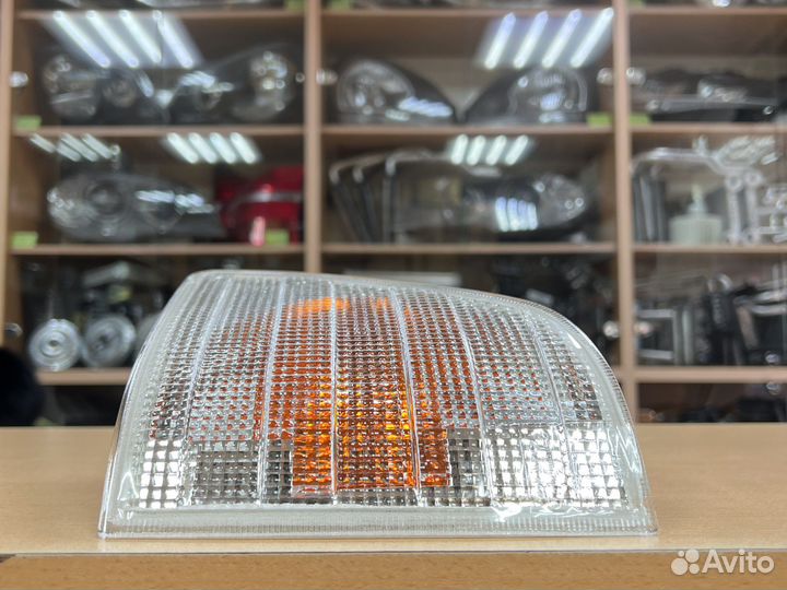 Указатель поворота Мерседес Спринтер