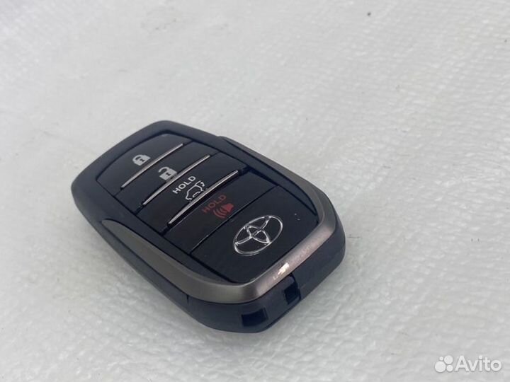 Корпус ключа пду Toyota Land Cruiser 200 2015-2023