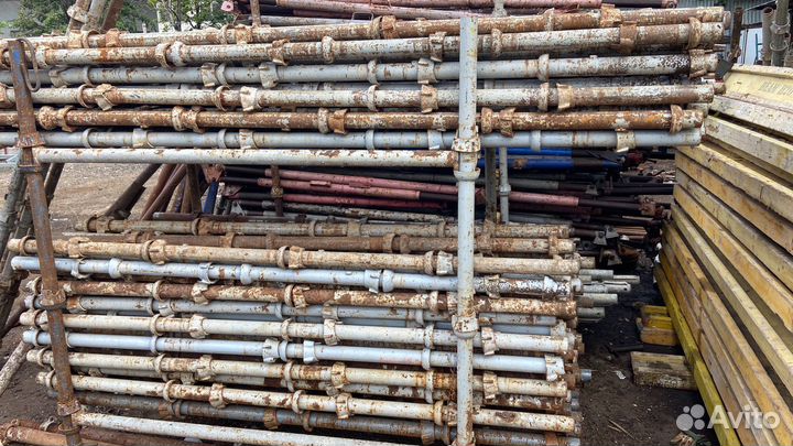 Кап-лок, ригель