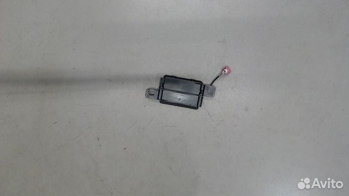 Блок управления антенной Jeep Cherokee 2013, 2014