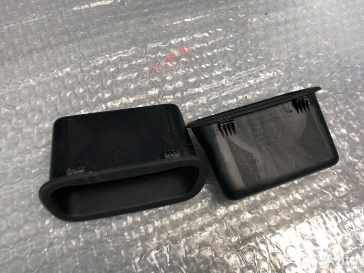 Ручка открывания багажника Jeep Grand Cherokee WK2