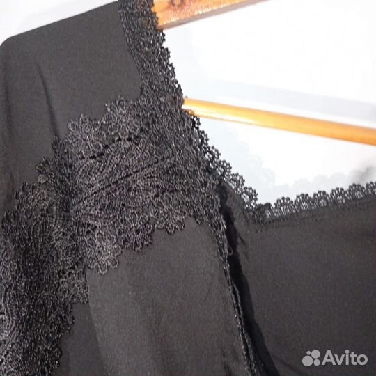 Блузка женская белая и чёрная размер 54