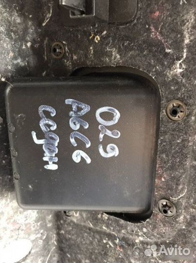 Обшивка крышки багажника Audi A6 С6