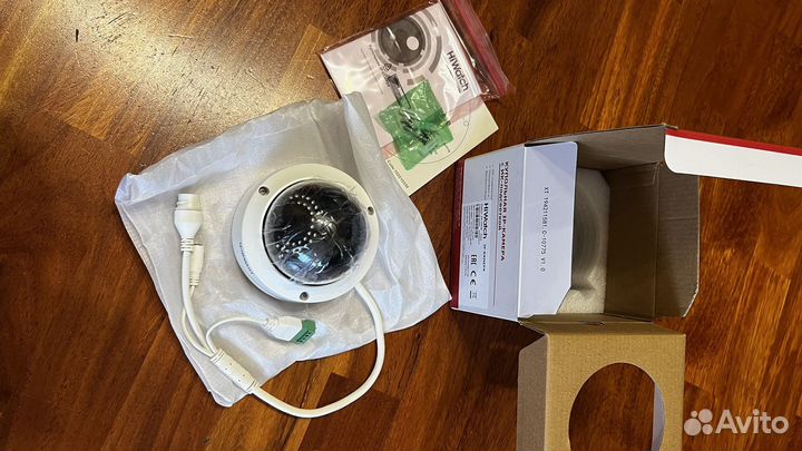 Камера ip видеонаблюдения HiWatch