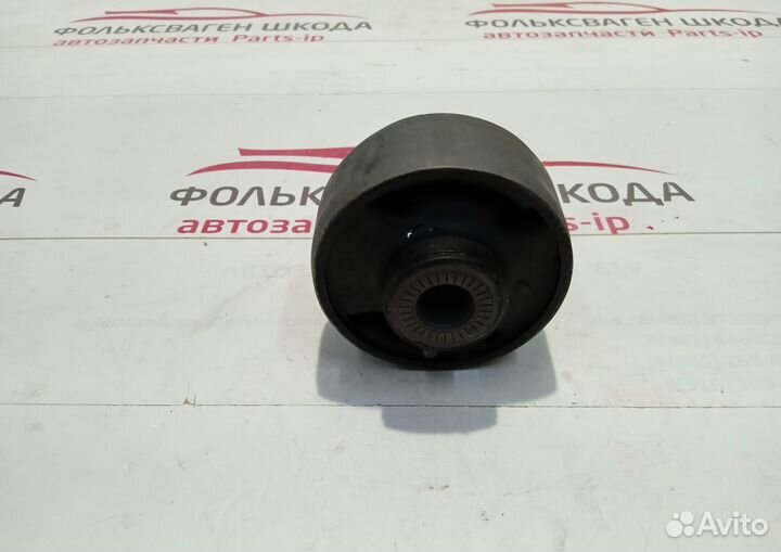 Сайлентблок переднего рычага задний Volkswagen