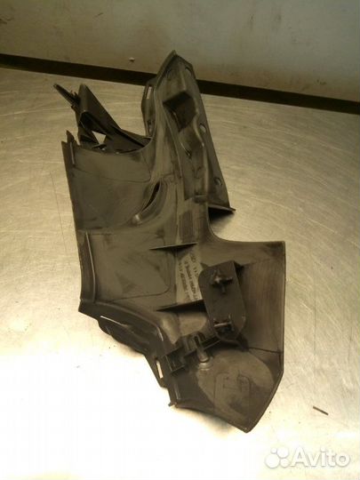 Обшивка стойки задняя левая Ford Focus 2+ DB qqdb