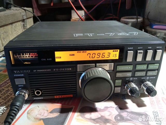 Кв трансивер Yaesu FT-747