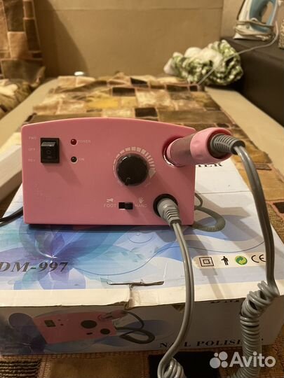 Аппарат для маникюра и педикюра