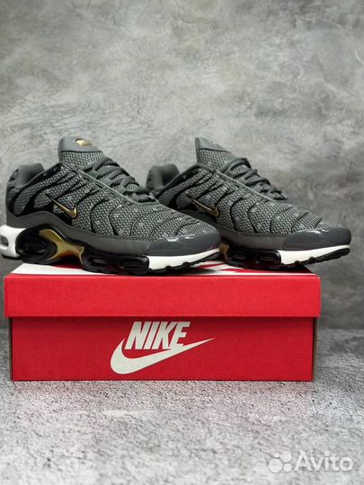 Кроссовки Nike Air Max tn plus