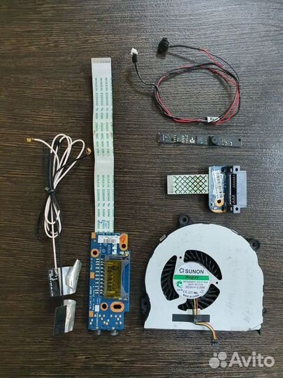 Запчасти и комплектующие Samsung np355v5c (лот №2)