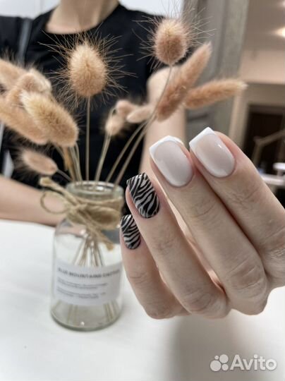 Маникюр, педикюр Luxio, beautix