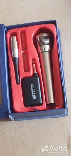 Петличный микрофон Sony