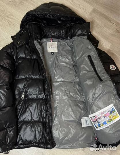 Пуховик Moncler Maya матовый S-M