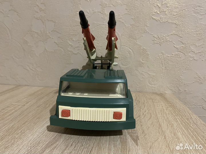 Ракетная установка машинка СССР