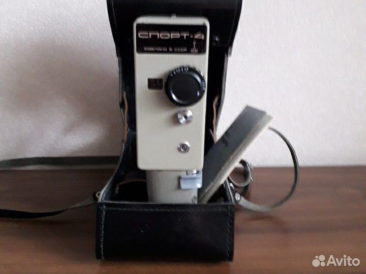 Винтажная кинокамера