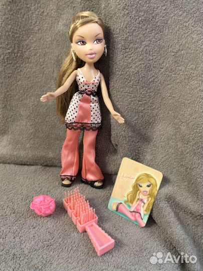 Кукла Bratz ночевка Жасмин