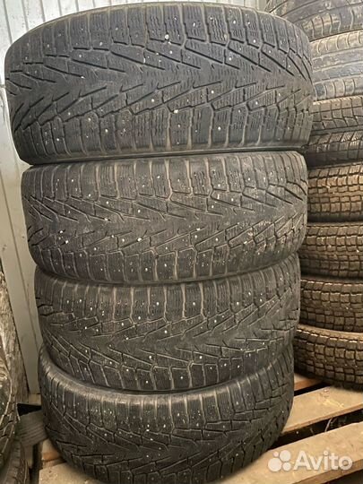 Nokian Tyres Hakkapeliitta 7 SUV 245/60 R18 109