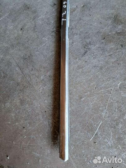 Молдинг стекла задний левый BMW E60