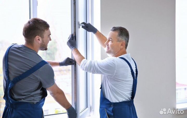 Отделка балконов и лоджий. Остекление балкона