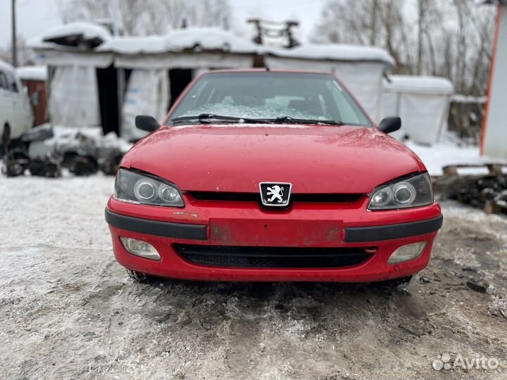 В разборе Peugeot 106