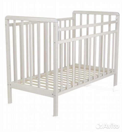 Детская кроватка с матрасом