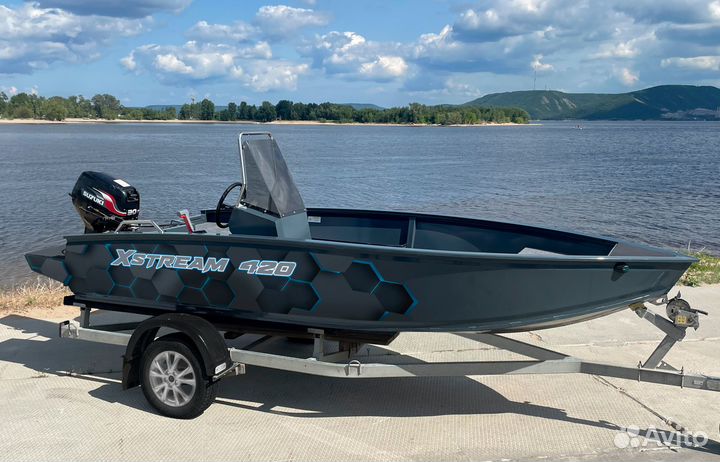 Новая лодка Xstream 400